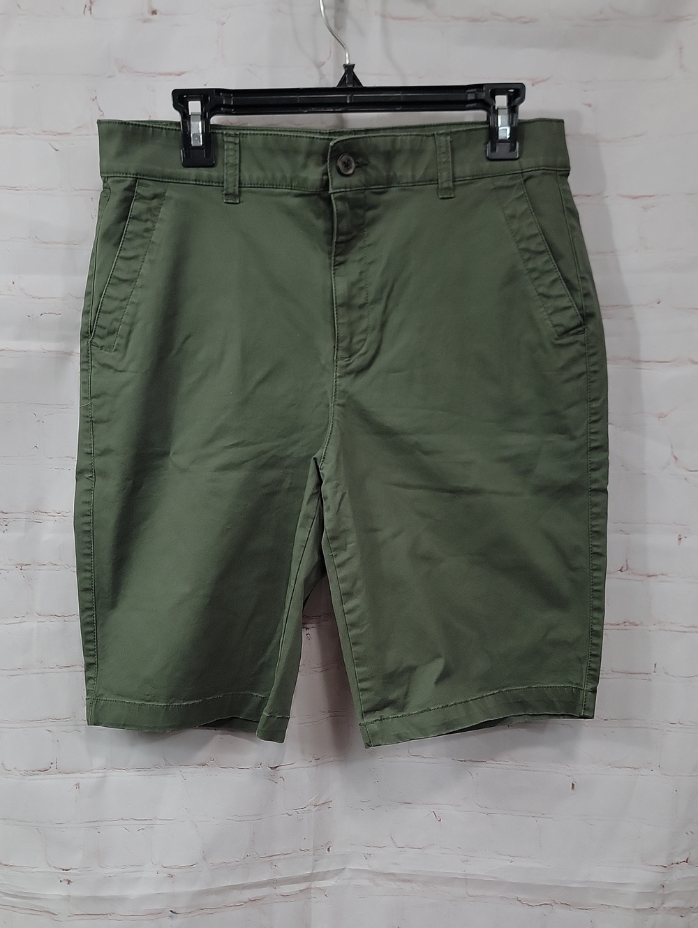 GAP Olive Green Flat Front Chino Shorts